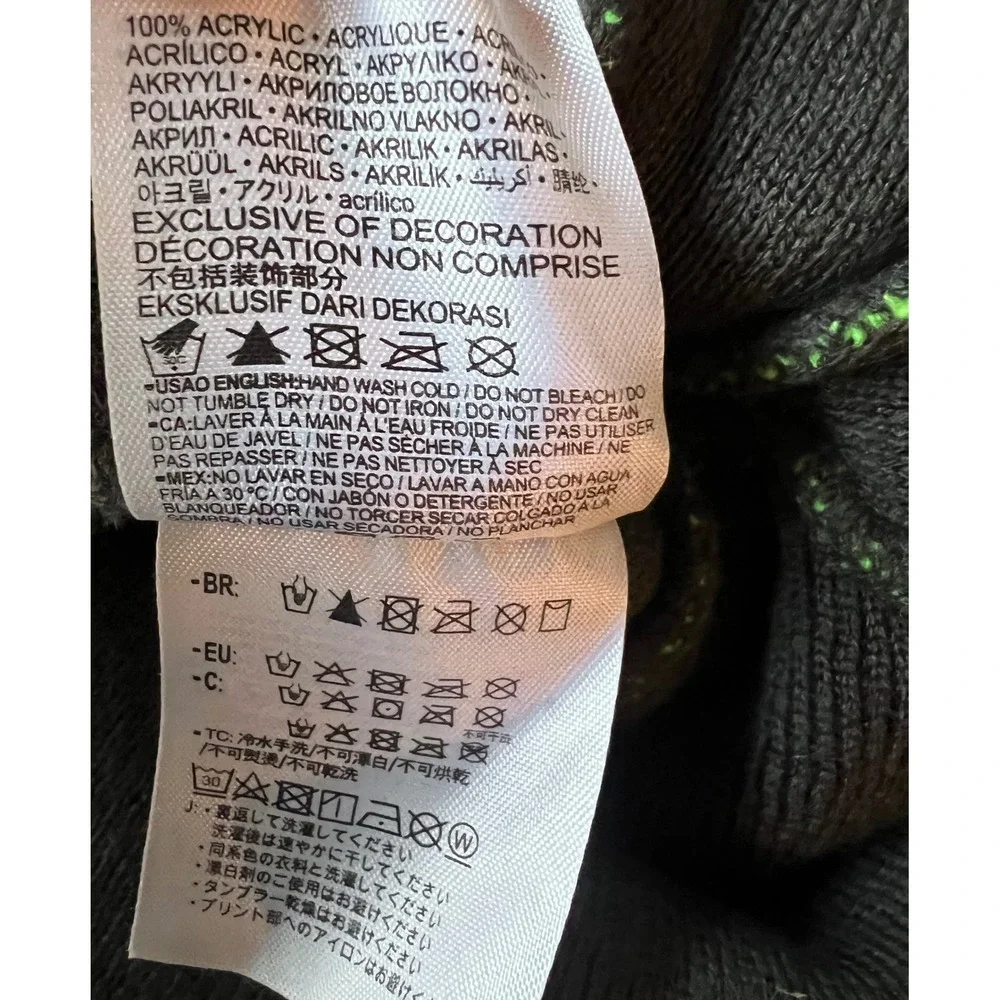 Nike‎ Youth Pom Beanie Hat Neon Green Gray Swoosh Logo Winter Warm